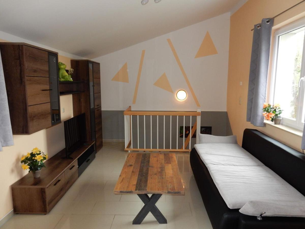 Apartment Haus 25 Velten Esterno foto
